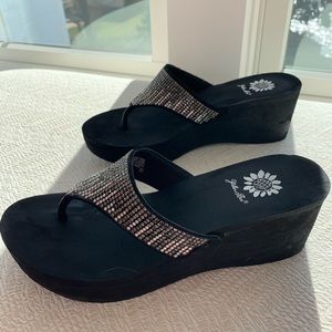 Yellow Box wedge sandal with rhinestones “Cascada”